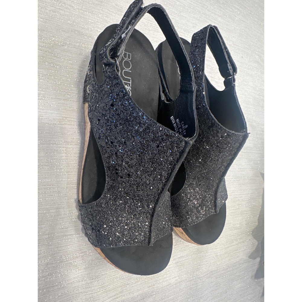 Boutique by Corkys Carley Black Glitter Wedge Sandals Studded Slingback Womens 8 - Picture 2 of 8